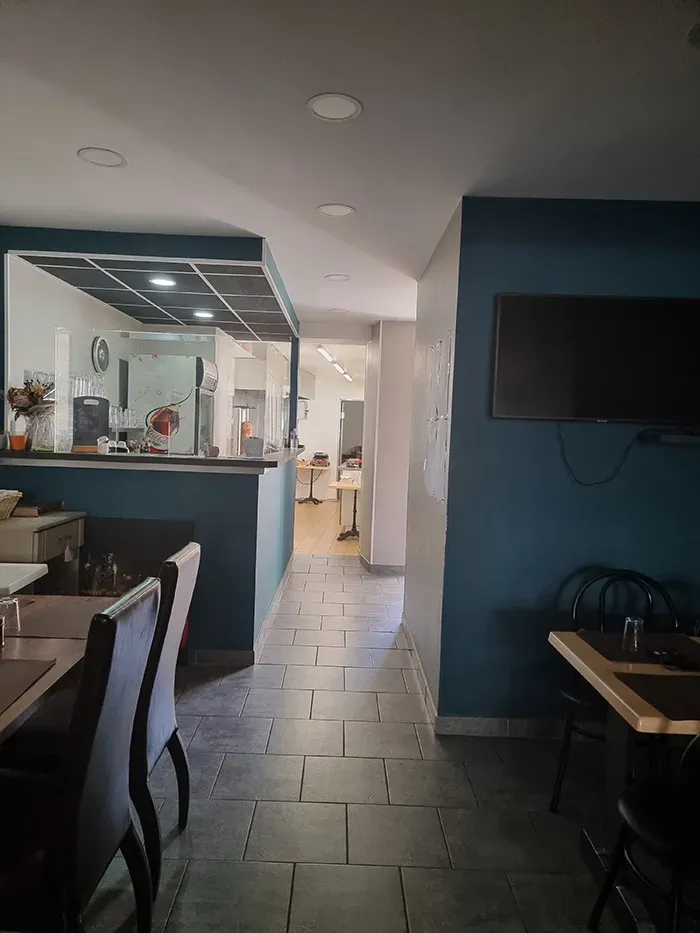 RESTAURANT À CHAMPAGNOLE - AKDENIZ2444